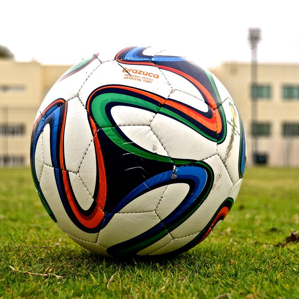 Molten FIFA Quality Pro Ball, Grass